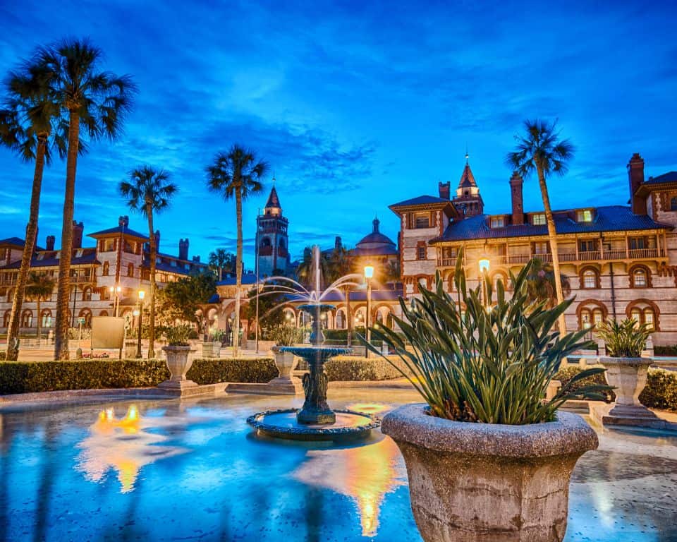 Discover a dazzling journey from Charleston to St. Augustine, bathed in festive lights, filled with historical intrigue and holiday cheer.